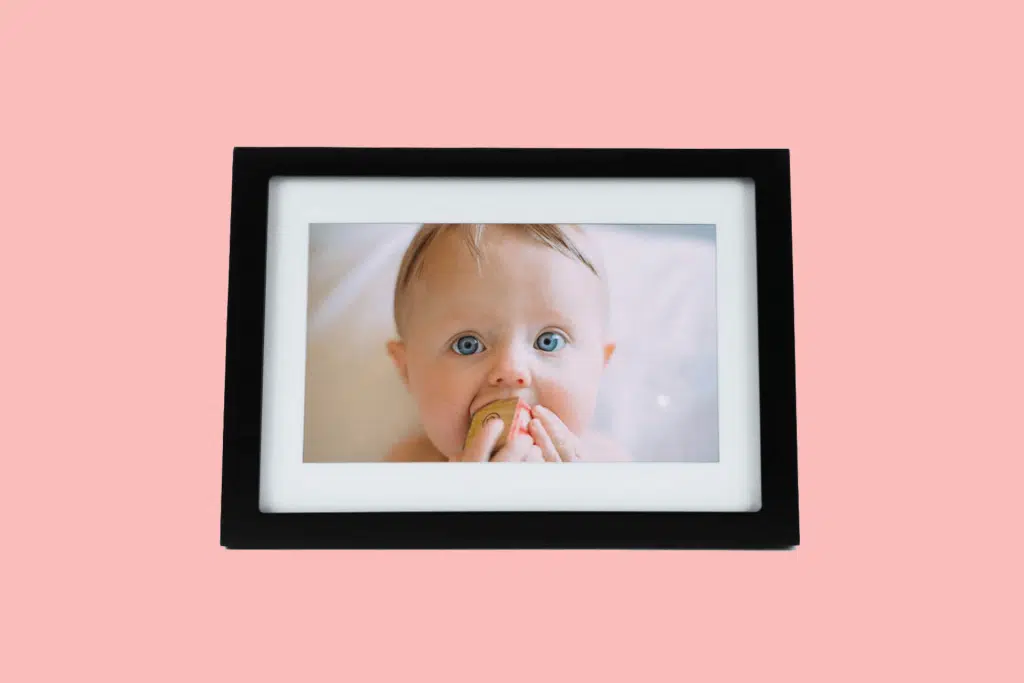 Skylight 10 Inch: (best rated digital picture frame)